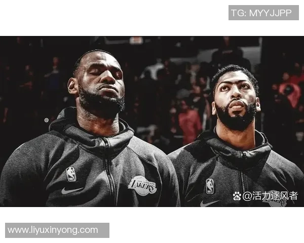 湖人主帅沃格尔:詹姆斯和戴维斯组合是独一无二的力量,球队必将冲击总冠军! 湖人主帅沃格尔:詹姆斯和戴维斯组合是独一无二的力量,球队必将冲击总冠军!